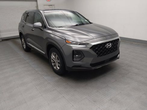 Used 2019 Hyundai Santa Fe SE image 13