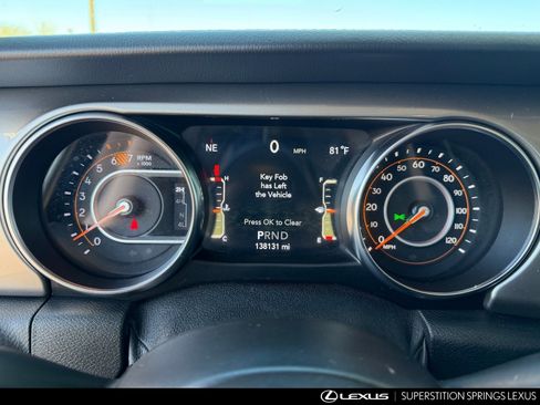 Used 2020 Jeep Wrangler Unlimited Sahara image 22