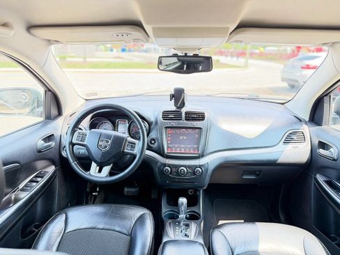 Used 2015 Dodge Journey Crossroad w/ Flexible Seating Group FWD image 16