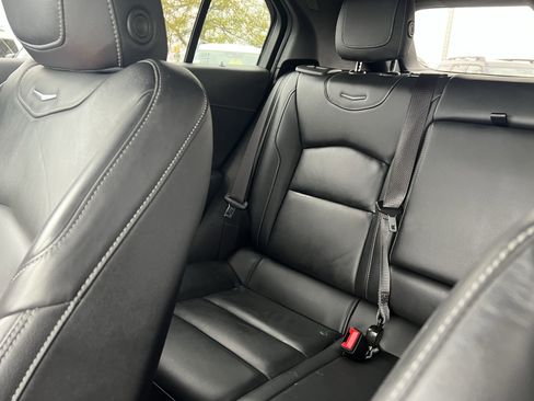 Used 2024 Cadillac XT4 Premium Luxury image 12