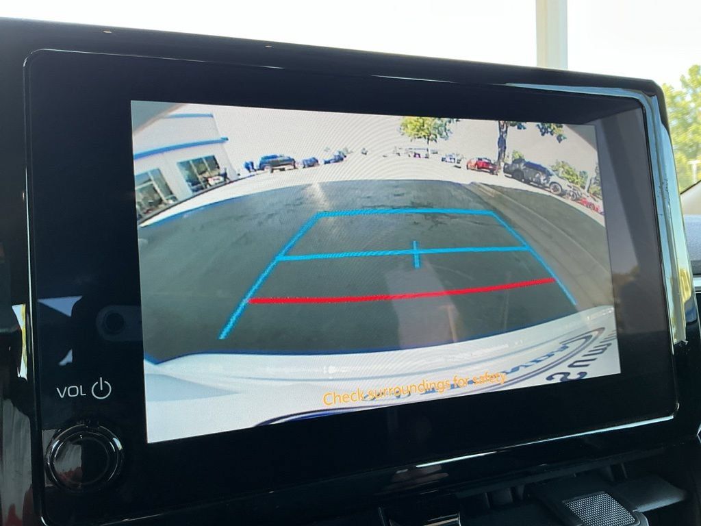 Used 2025 Toyota Corolla LE FWD image 24