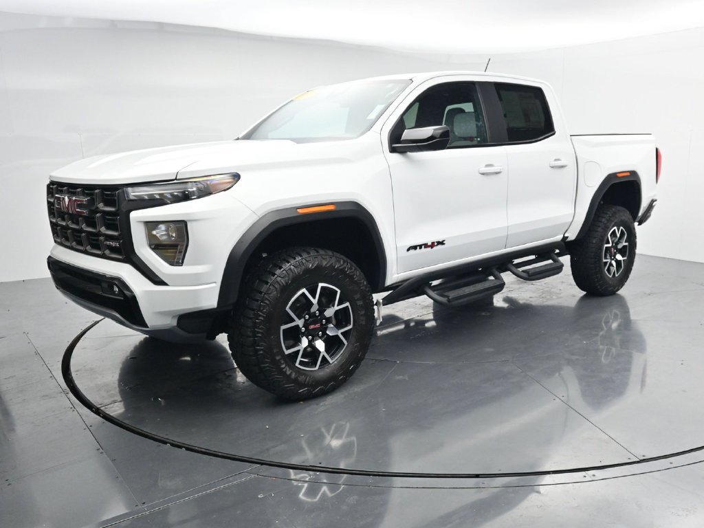 Used 2024 GMC Canyon AT4X AWD/4WD image 4
