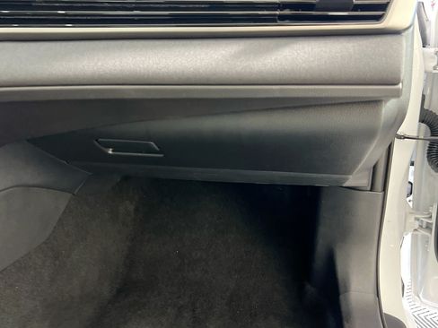Used 2026 Toyota Camry LE FWD image 33