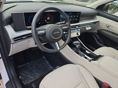 New 2026 Hyundai Tucson SEL Plus FWD image 15