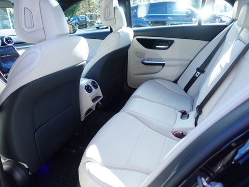 Certified 2022 Mercedes-Benz C 300 4MATIC Sedan image 10