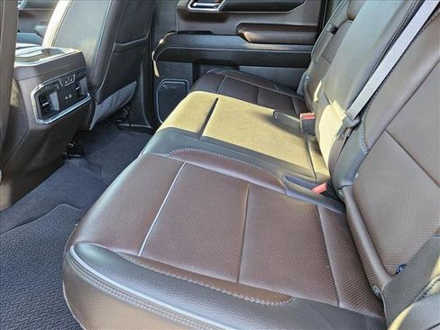 Used 2023 GMC Sierra 1500 Denali RWD image 18