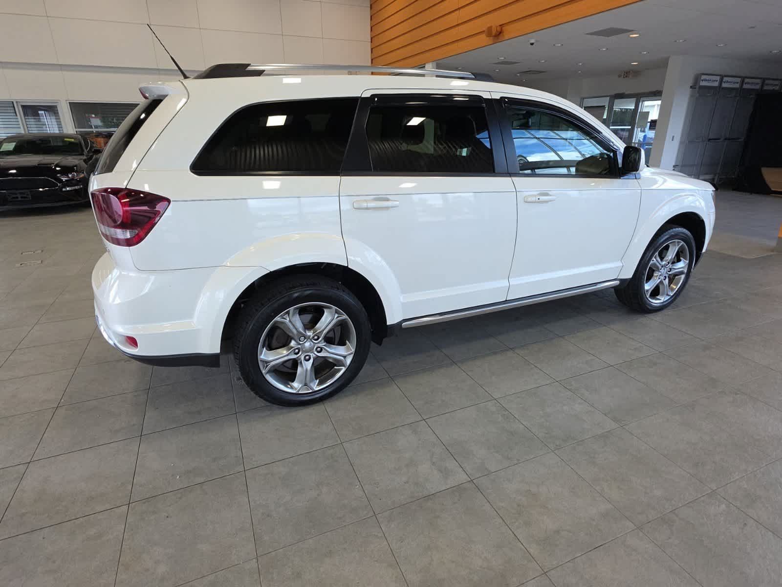 Used 2016 Dodge Journey Crossroad FWD image 6