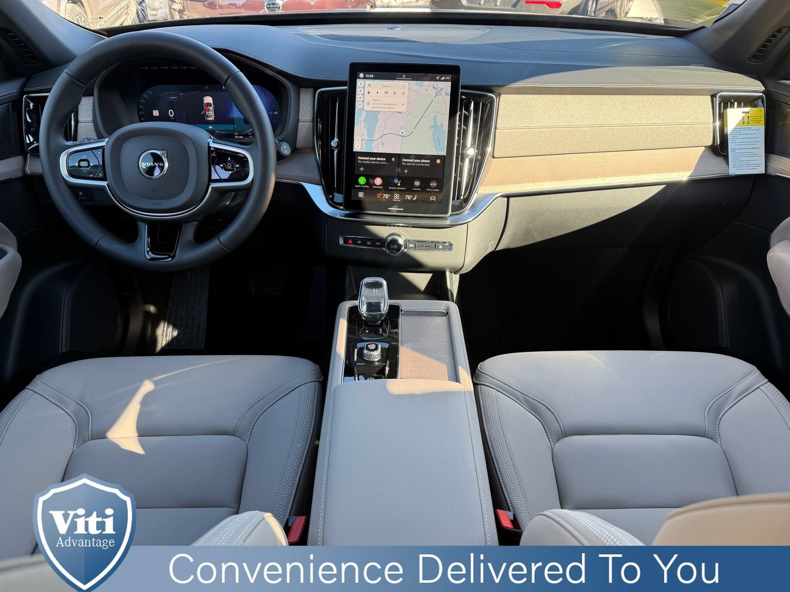 New 2026 Volvo XC90 T8 Plus w/ Protection Package Premier AWD/4WD image 2