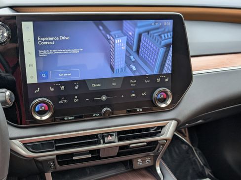 Used 2023 Lexus RX 350 Premium image 28