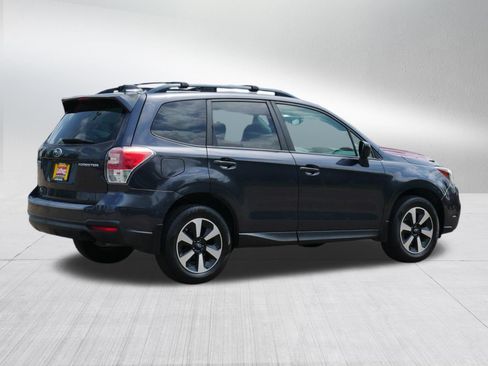 Used 2018 Subaru Forester 2.5i Premium w/ Protection Package #1 AWD/4WD image 7