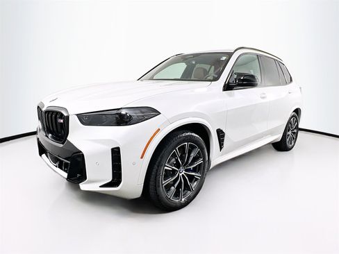 New 2026 BMW X5 M60i w/ Executive Package image 3