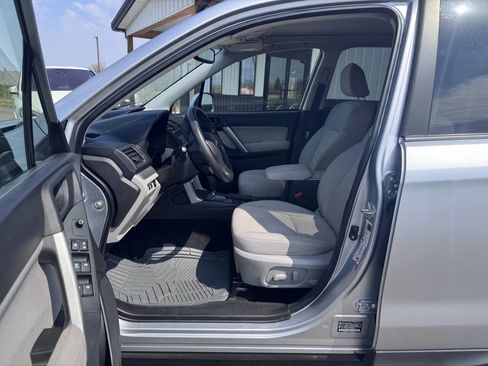 Used 2014 Subaru Forester 2.5i Premium image 11