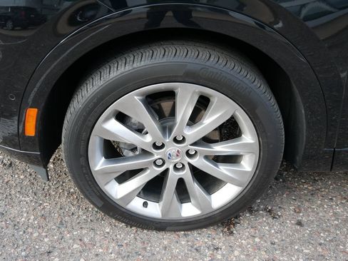 Used 2023 Buick Envision Avenir AWD/4WD image 8