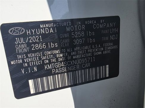 Used 2022 Genesis G80 2.5T w/ Prestige Package image 33