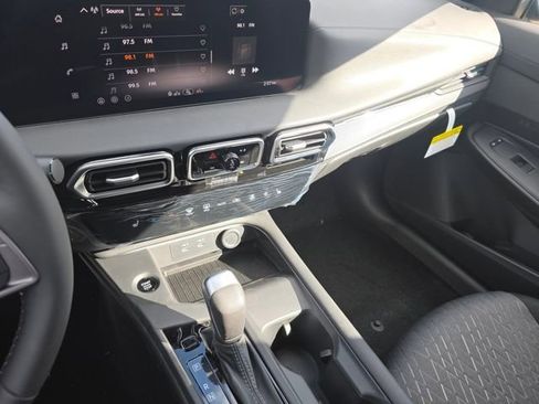 New 2026 Nissan Sentra SV w/ SV Convenience Package FWD image 29