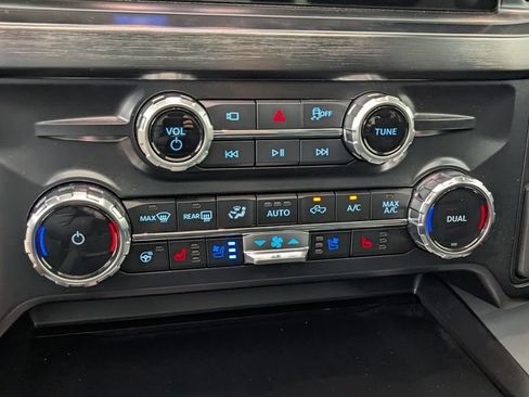 New 2026 Ford F250 Lariat w/ Black Appearance Package AWD/4WD image 29