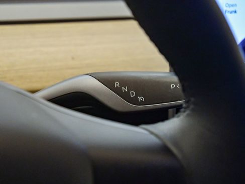 Used 2021 Tesla Model 3 Performance image 27