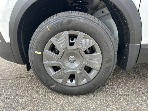 New 2026 Nissan Kicks S FWD image 11