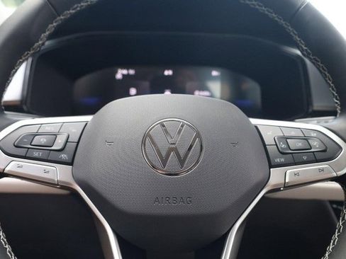 New 2025 Volkswagen Taos S image 9