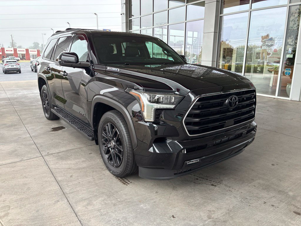 Certified 2025 Toyota Sequoia Limited w/ Tow Technology Package AWD/4WD image 4