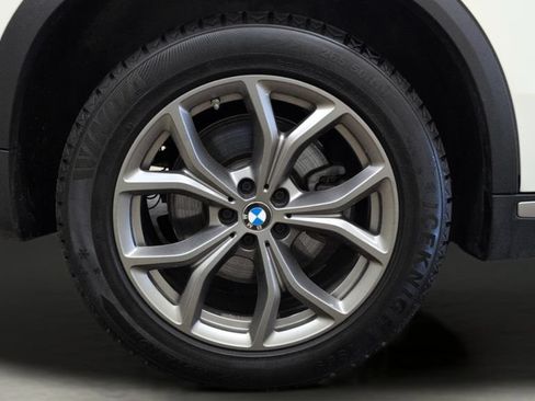 Used 2024 BMW X5 xDrive40i AWD/4WD image 29