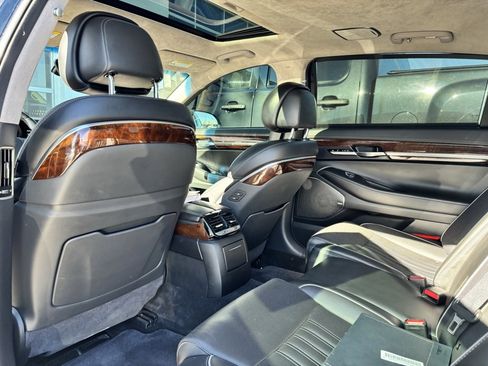 Used 2017 Genesis G90 5.0 Ultimate image 18