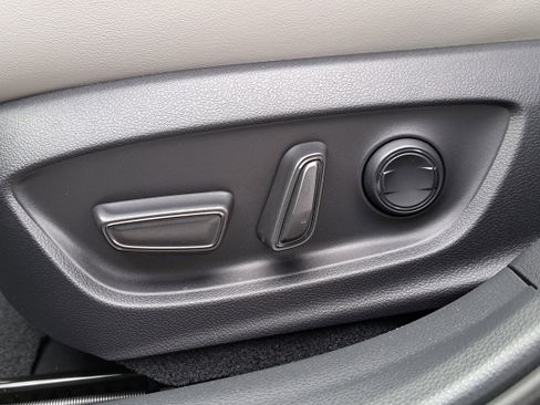 New 2026 Toyota Prius Limited image 11