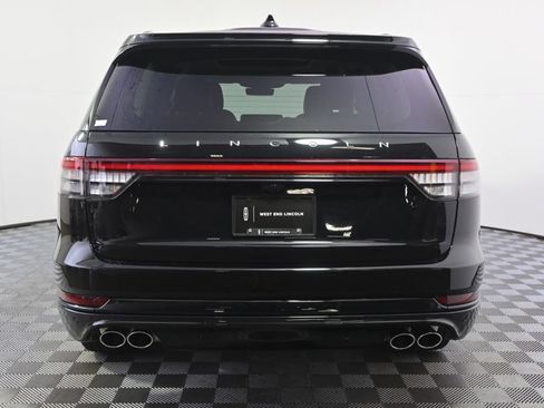 New 2026 Lincoln Aviator AWD image 5