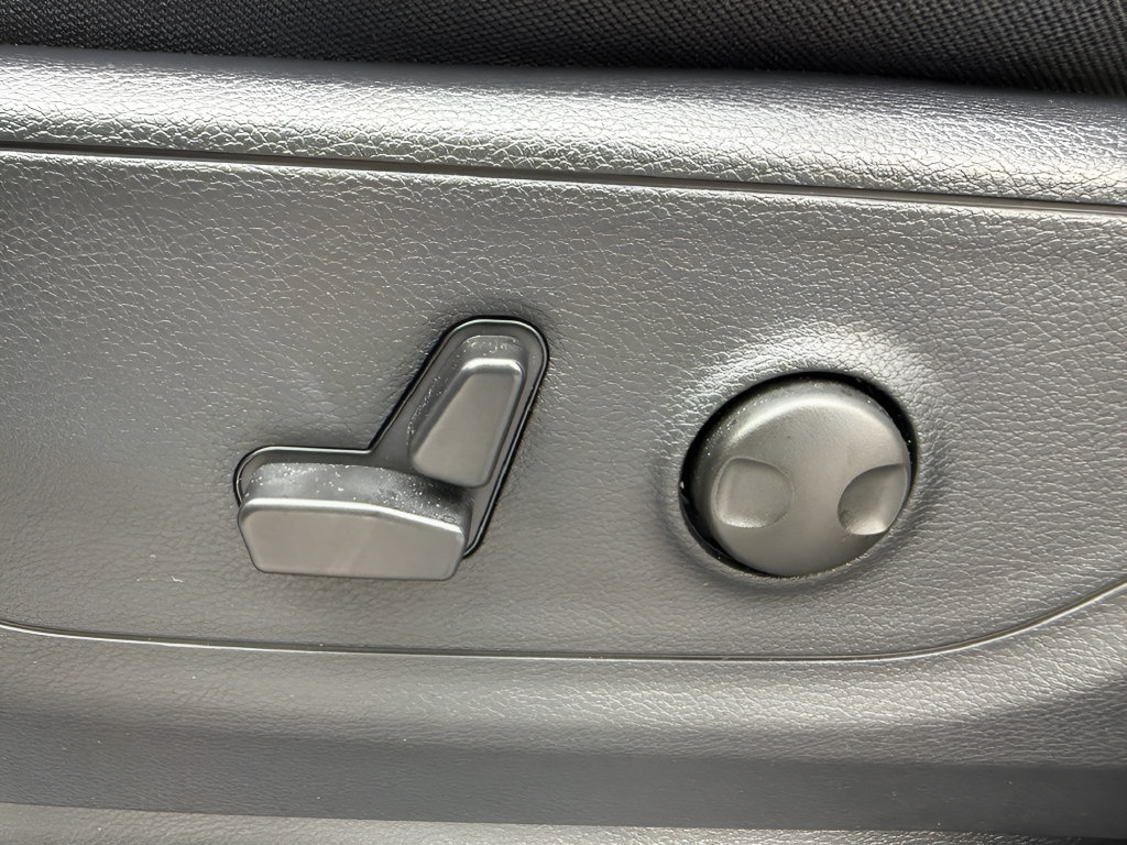 Used 2026 RAM 1500 Big Horn AWD/4WD image 11