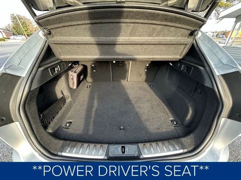 Used 2022 Jaguar F-PACE S image 10