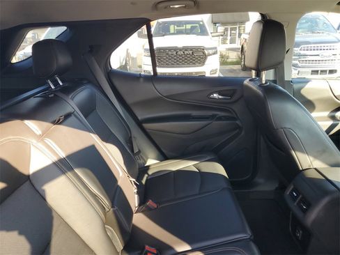 Used 2021 Chevrolet Equinox LT image 33