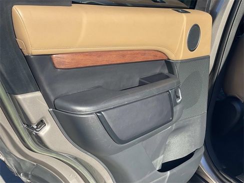 Used 2023 Land Rover Discovery HSE R-Dynamic image 22