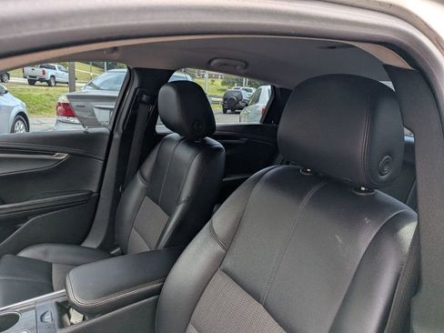 Used 2020 Chevrolet Impala LT FWD image 18