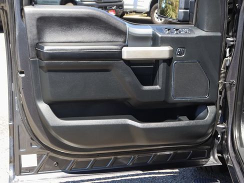 Used 2015 Ford F150 Lariat w/ Equipment Group 502A Luxury AWD/4WD image 17