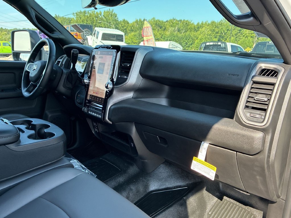 New 2026 RAM 4500 Tradesman AWD/4WD image 28