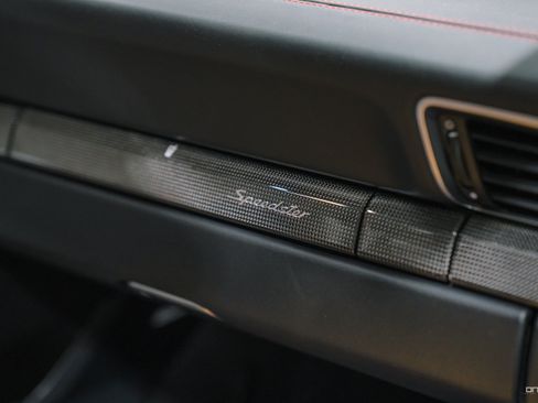Used 2019 Porsche 911 Speedster RWD image 8