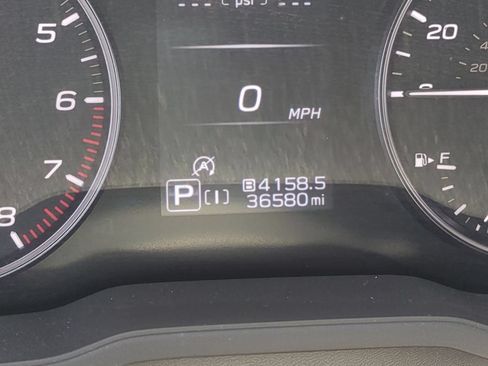 Used 2025 Subaru Crosstrek 2.5i Premium AWD/4WD image 12