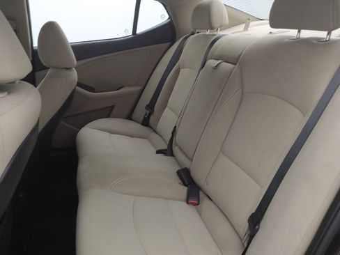 Used 2015 Kia Optima LX FWD image 18