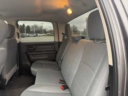 Used 2019 RAM 1500 Express image 37