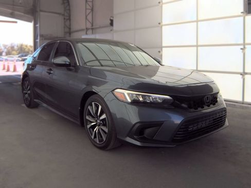 Used 2024 Honda Civic EX image 4