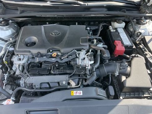 Used 2020 Toyota Camry SE w/ Protection Package (Q2) FWD image 31