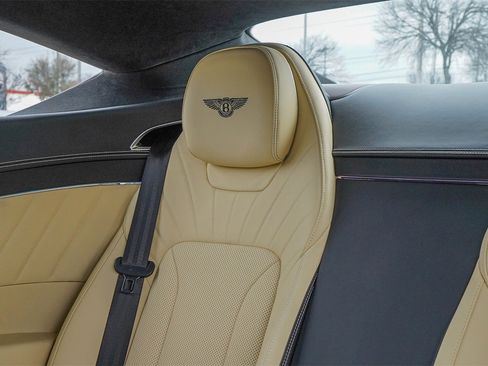 Used 2024 Bentley Continental GT image 44