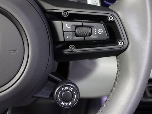 Used 2024 Porsche 911 Carrera GTS image 28