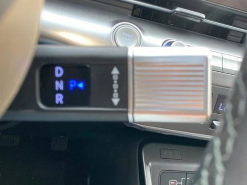New 2026 Hyundai Kona Limited FWD image 21