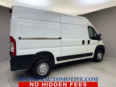 Used 2024 RAM ProMaster 2500 w/ Convenience Group FWD image 5