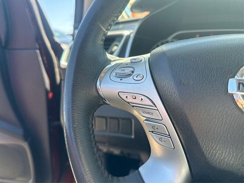 Used 2015 Nissan Murano SV image 74