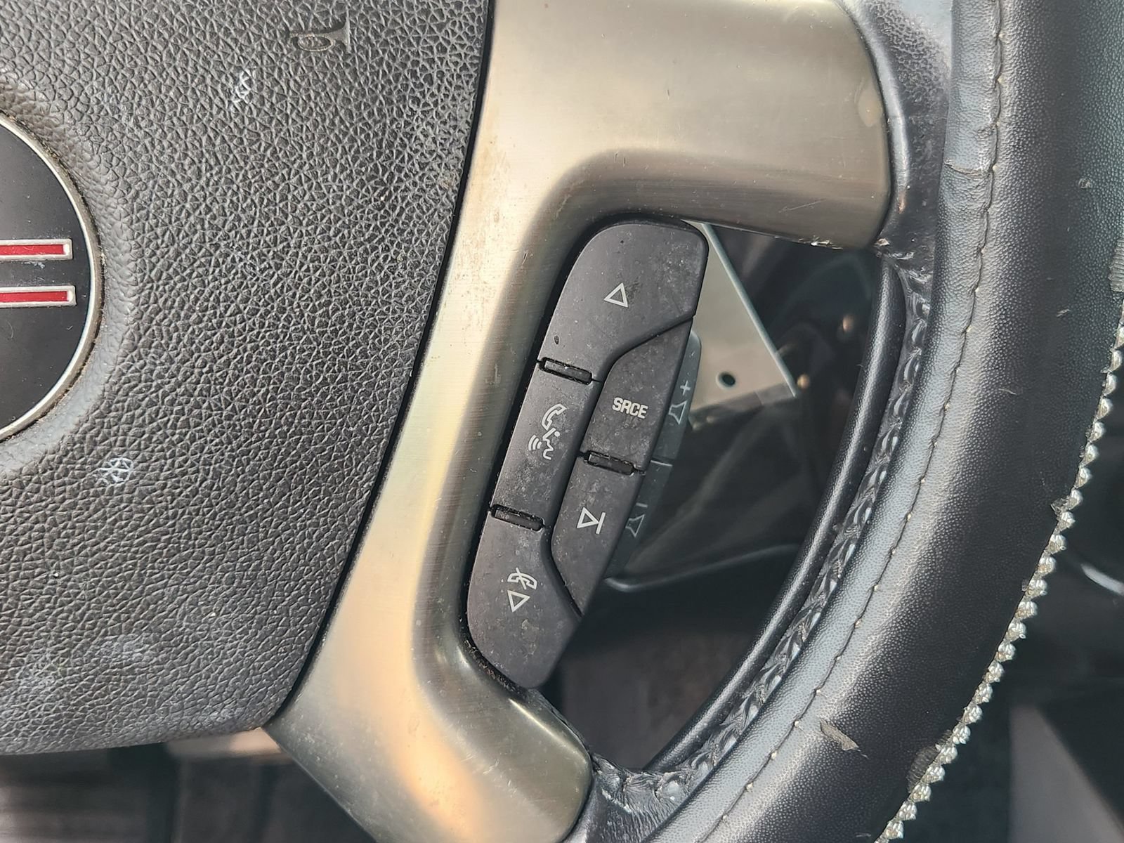 Used 2014 GMC Savana 1500 AWD image 26
