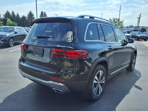 New 2025 Mercedes-Benz GLB 250 4MATIC image 6