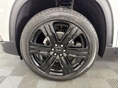 New 2026 GMC Acadia Elevation w/ Black Edition FWD image 9