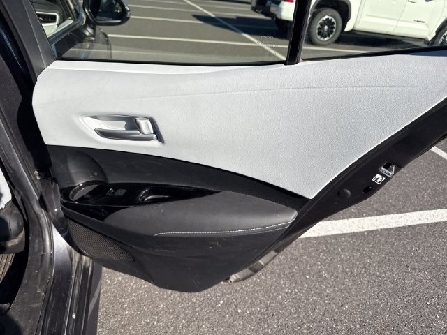 Used 2021 Toyota Corolla XSE FWD image 14